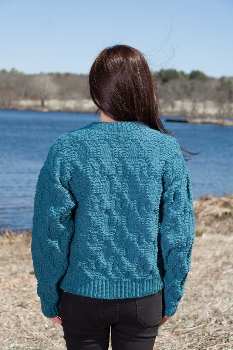 Luxurious Wool Sweater with Intricate Pattern - Teal