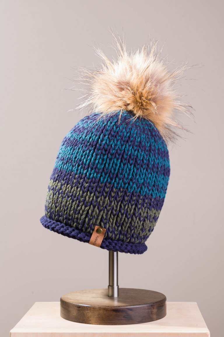 Multi-toned textured wool beanie with removable pompom