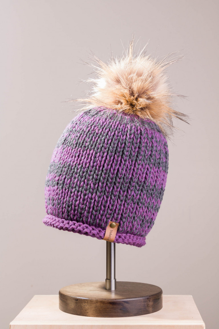 Two-Tone Knit Beanie with Faux Fur Pom Pom