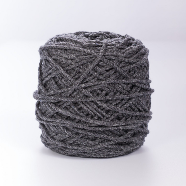 Dark Gray – 12 Ply Bulky Weight