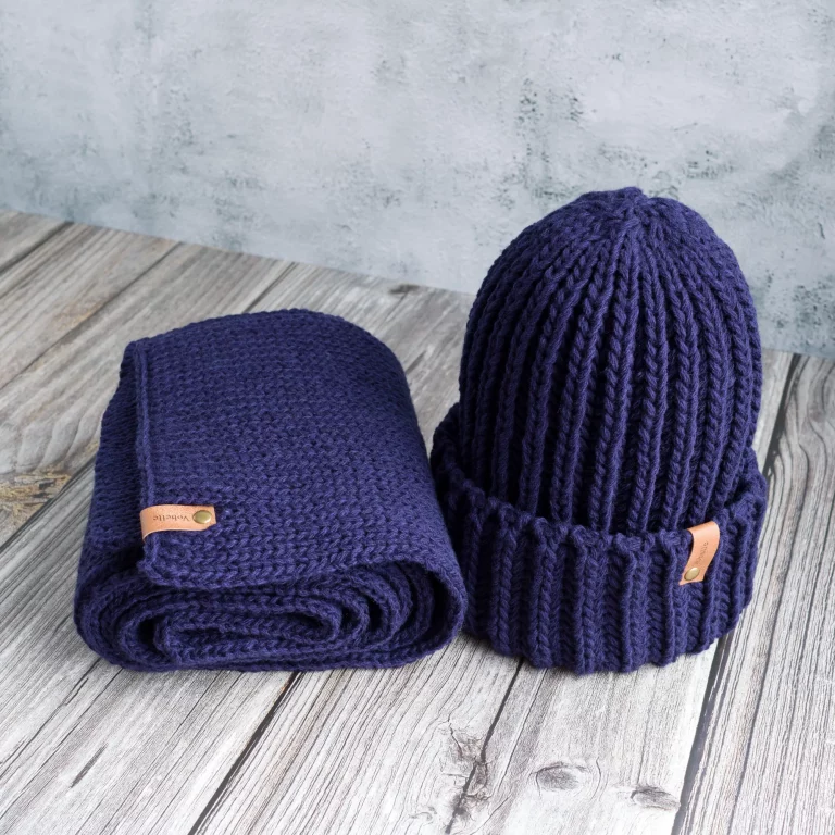 100% Merino Wool Mens Knit Hat Scarf Set