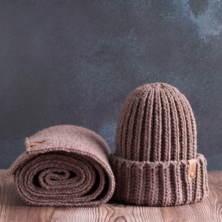 100% Merino Wool Mens Knit Hat Scarf Set