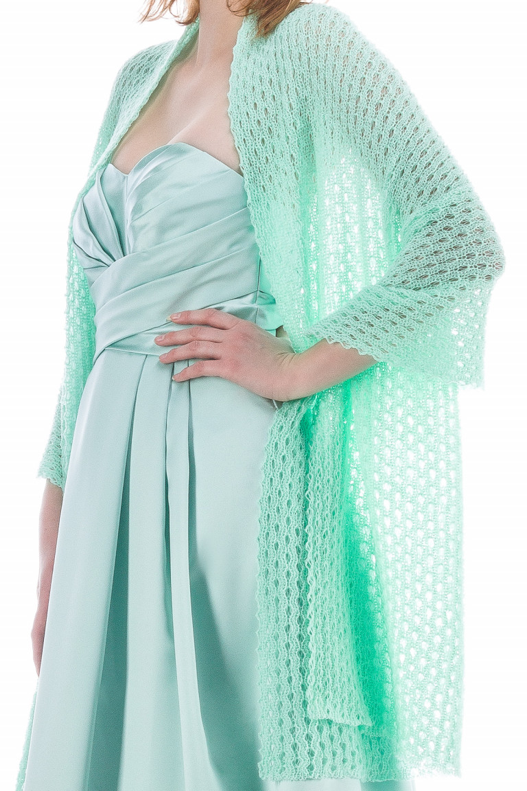 Special occasion Shawl Rose Bud Lace Patterned - Mint Green
